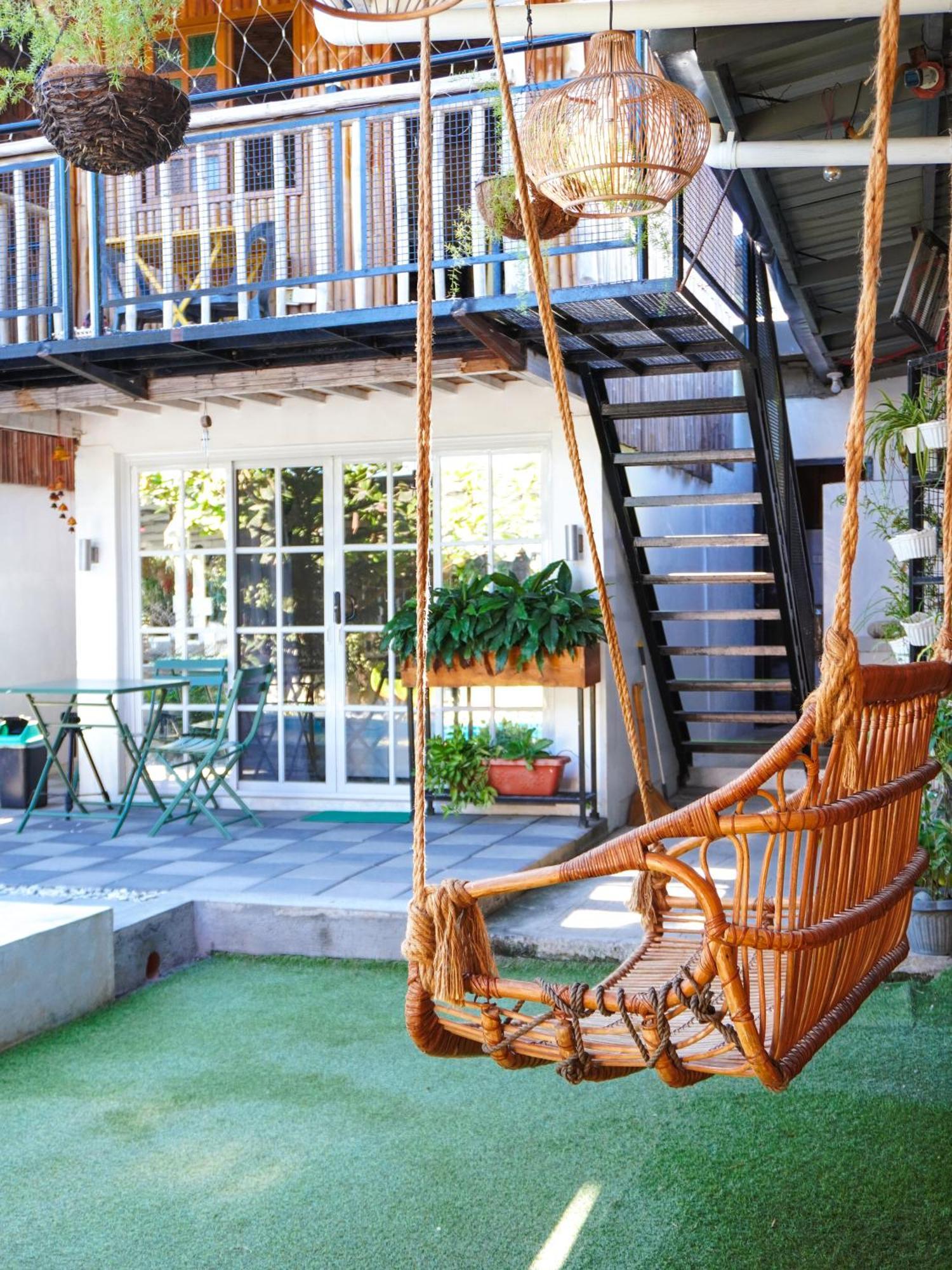 Urban Oasis Resort, Tarlac Экстерьер фото