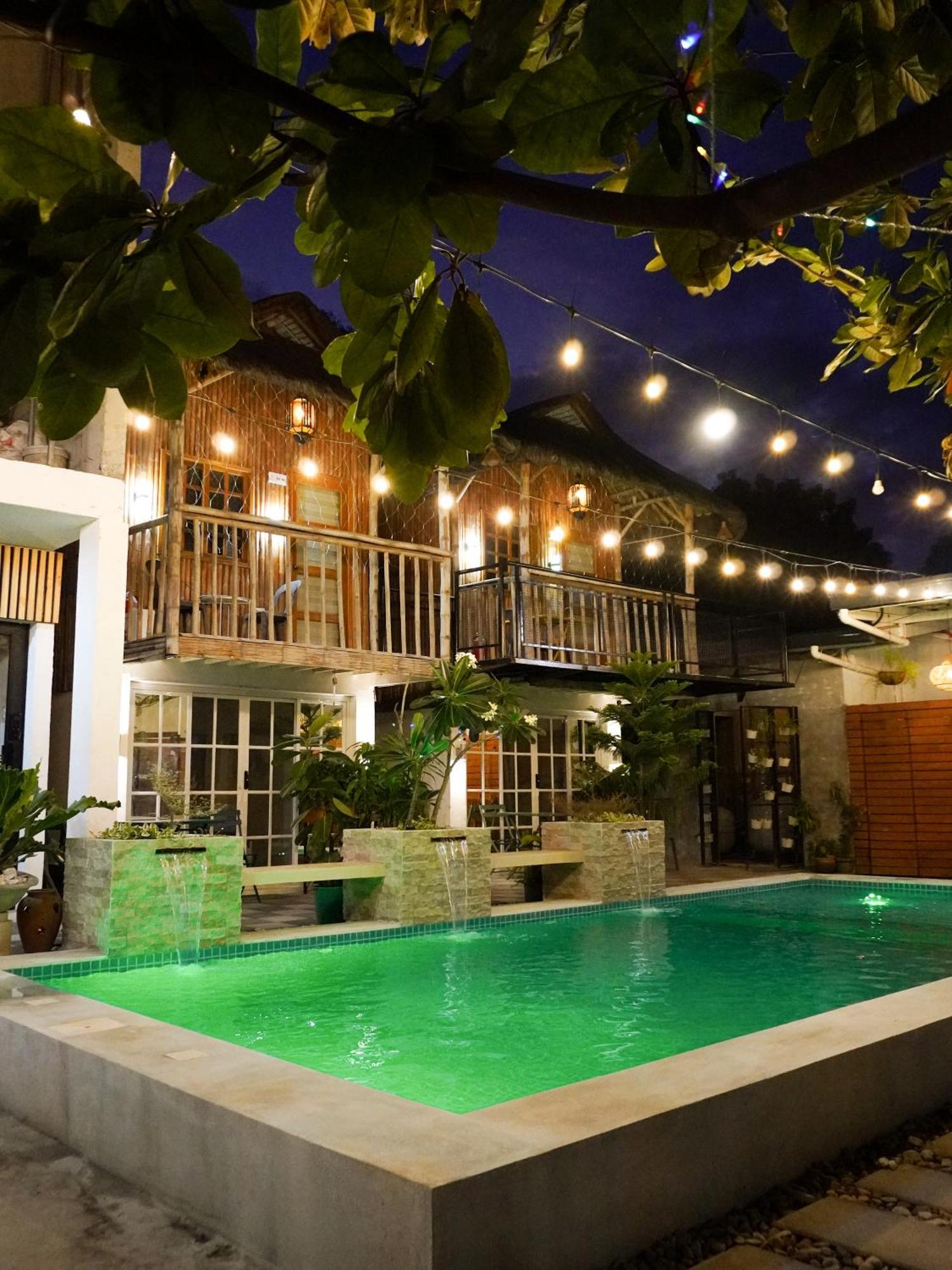 Urban Oasis Resort, Tarlac Экстерьер фото